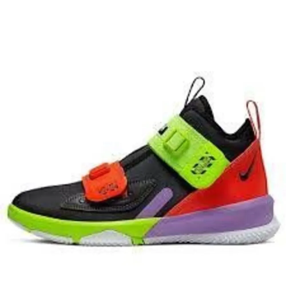 Nike LeBron‎ Soldier 13 XIII Youth 7 Basketball Shoes Sneakers thunder gray